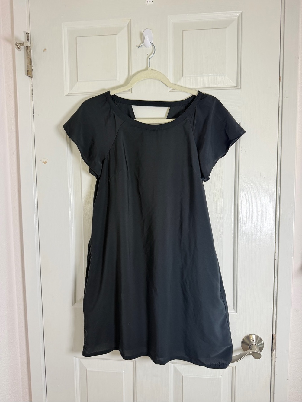 Abercrombie & Fitch Black Short Sleeve Dress with‎ Back Cutout